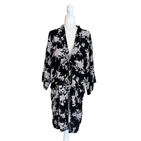 Spiritual Gangster Tops - Spiritual Gangster Black and White Floral Print Tie Front Kimono Womens One Size